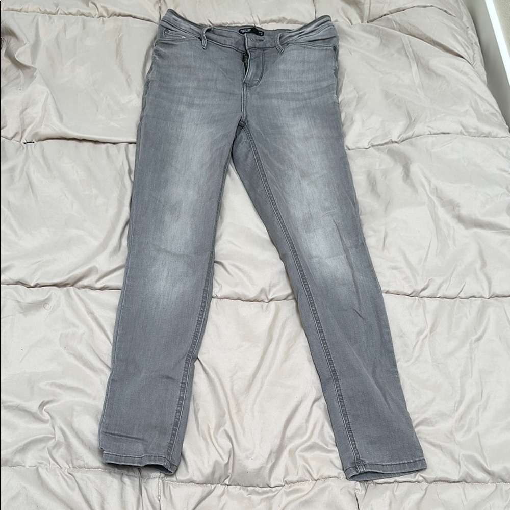 Simply Vera Vera Wang Gray Skinny Jeans with Distressed Finish